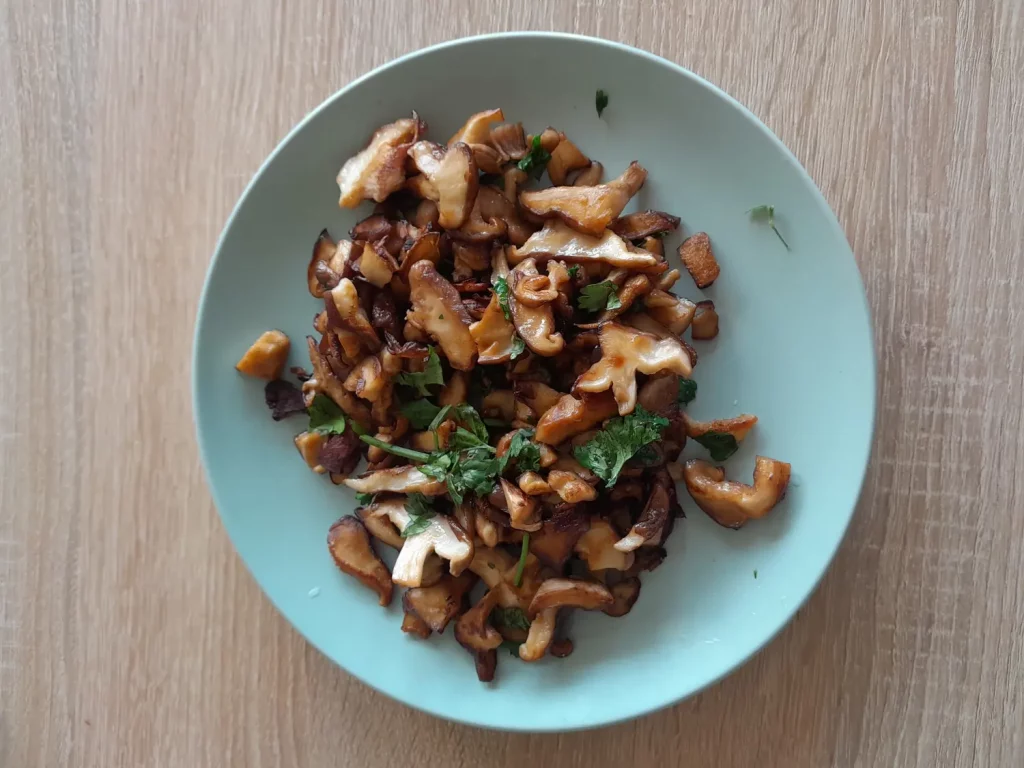 Poelee de shiitake by Jardins de Poppy